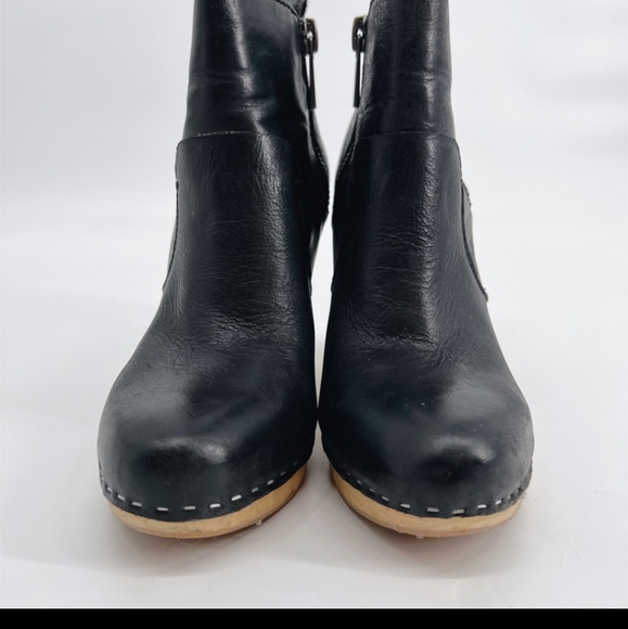 Dolce vita Arlynn wood platform clog boots. - Picture 12 of 13